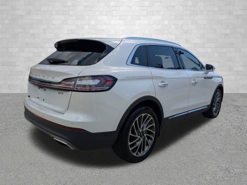 Used 2019 Lincoln Nautilus Reserve FWD image 2