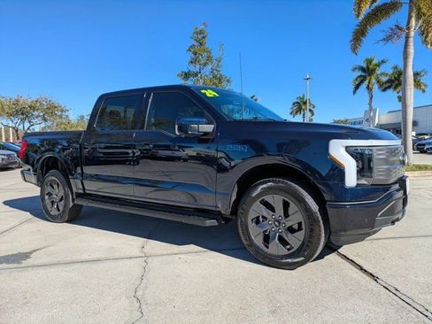 Used 2024 Ford F150 Lightning Lariat image 2