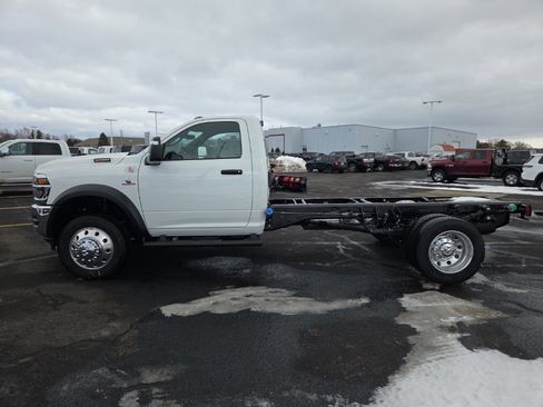 New 2026 RAM 5500 Tradesman image 5