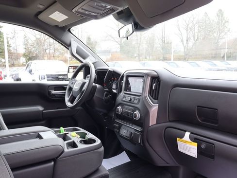New 2026 GMC Sierra 1500 Pro AWD/4WD image 32