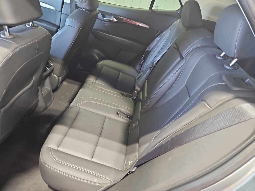 Used 2025 Buick Envision Preferred AWD/4WD image 13