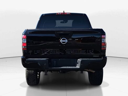 Used 2023 Nissan Frontier SV w/ Midnight Edition Package image 6