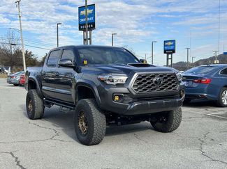 Used 2023 Toyota Tacoma TRD Sport video 1