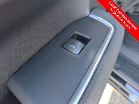 New 2026 GMC Sierra 1500 SLE image 13