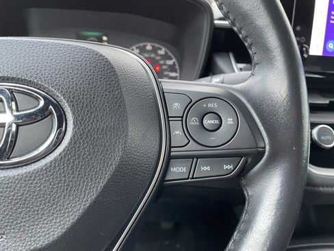 Used 2023 Toyota Corolla SE image 14