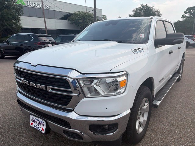 Used 2024 RAM 1500 Lone Star RWD image 4