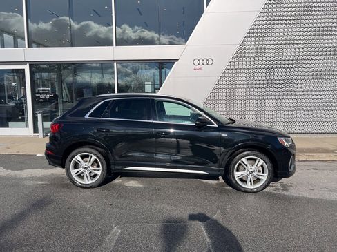 Certified 2022 Audi Q3 2.0T Premium Plus image 16