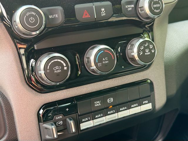 New 2026 RAM 3500 Tradesman w/ Chrome Appearance Group A AWD/4WD image 11