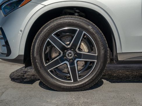 Certified 2025 Mercedes-Benz GLC 350e 4MATIC image 12