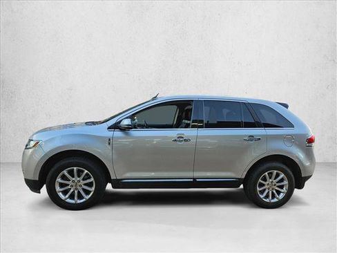 Used 2013 Lincoln MKX AWD image 8