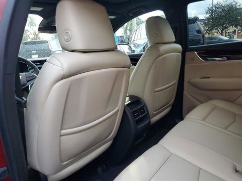 Used 2018 Cadillac XT5 Luxury w/ Driver Awareness Package image 34