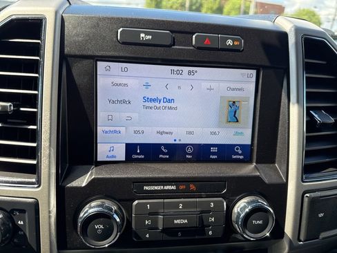 Used 2019 Ford F150 Lariat image 29