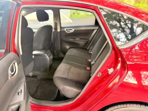 Used 2015 Nissan Sentra SV FWD image 11