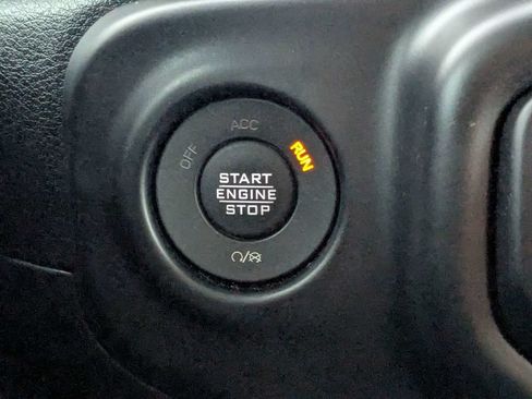 Used 2021 Jeep Wrangler Unlimited Sport AWD/4WD image 29
