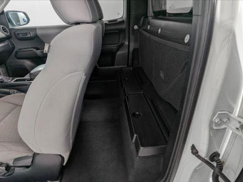 Used 2021 Toyota Tacoma SR image 16