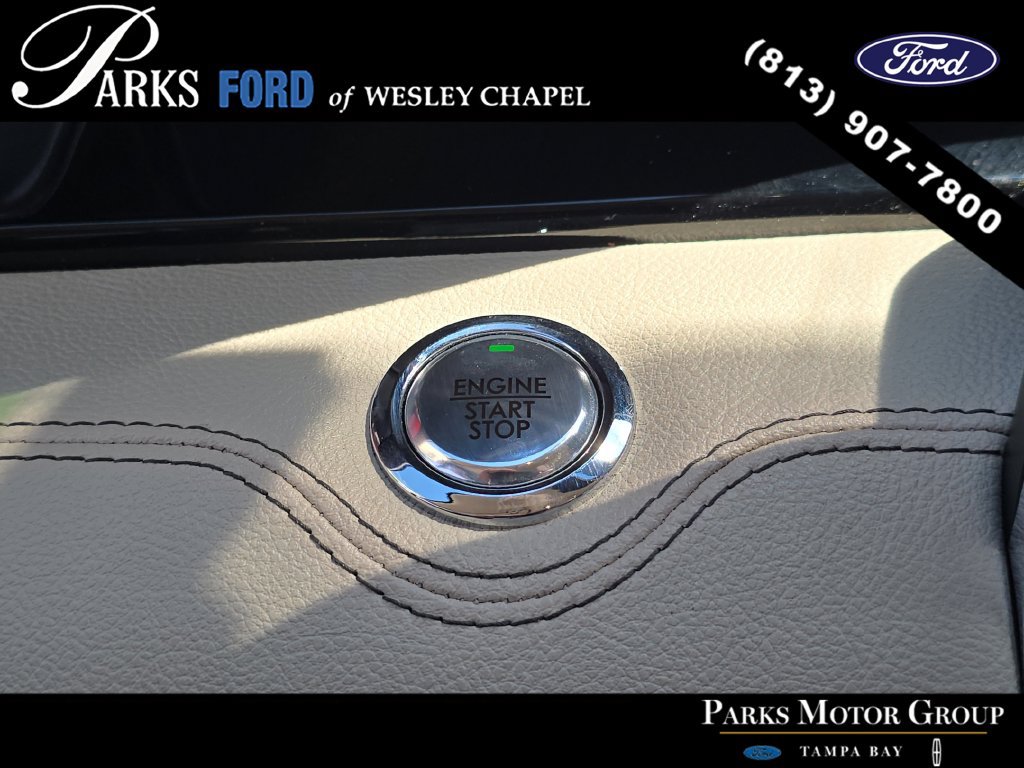 Used 2021 Lincoln Navigator Reserve w/ Luxury Package RWD image 27