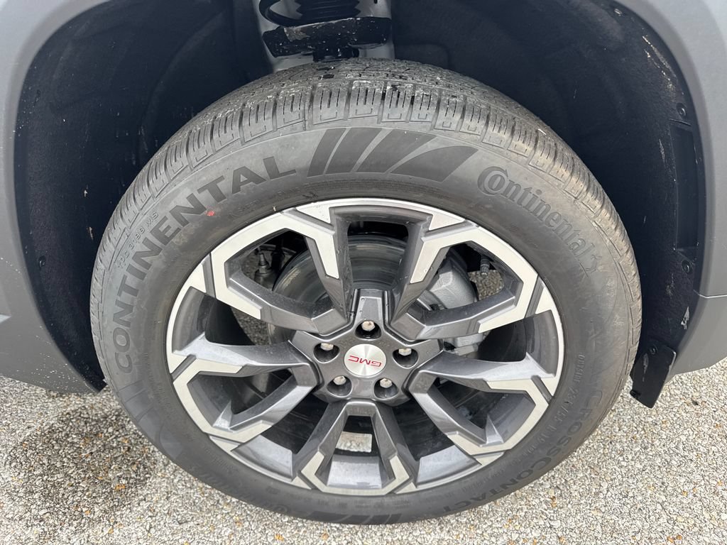 New 2027 GMC Terrain Elevation w/ Elevation Premium Package FWD image 11