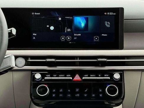 New 2025 Hyundai Tucson Limited image 19