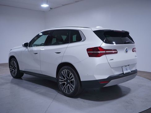Used 2025 BMW X3 xDrive30i image 3