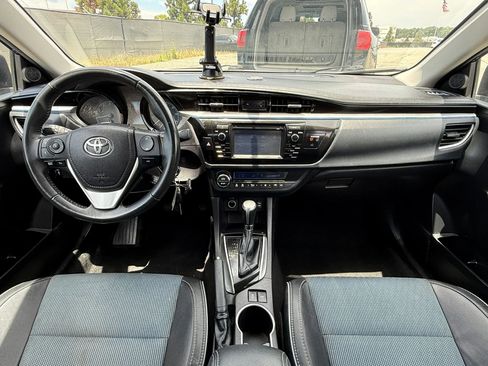 Used 2016 Toyota Corolla S FWD image 3