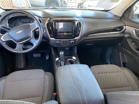 Used 2018 Chevrolet Traverse LT FWD image 14