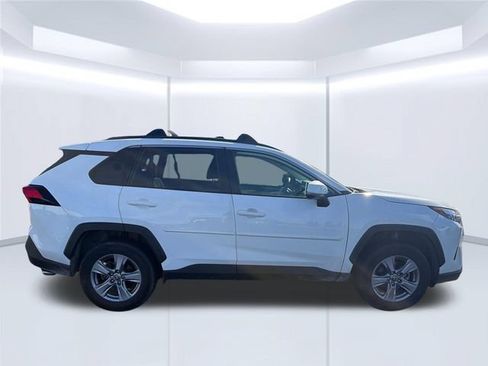 Used 2024 Toyota RAV4 XLE w/ Convenience Package AWD/4WD image 6