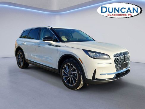 Used 2024 Lincoln Corsair FWD w/ Equipment Group 101A image 1