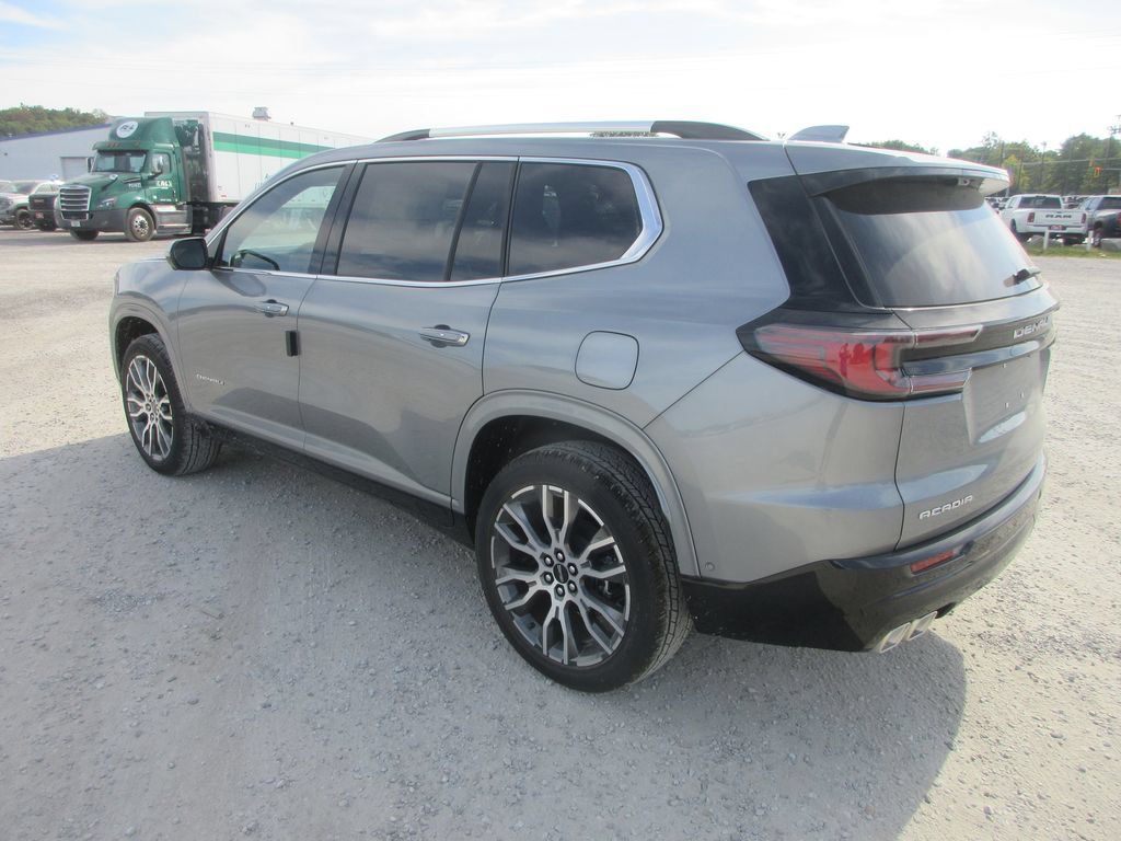 New 2027 GMC Acadia Denali Ultimate FWD image 6