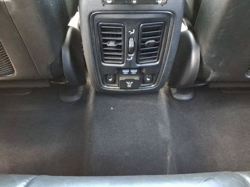 Used 2019 Jeep Grand Cherokee Limited w/ Luxury Group II RWD image 20