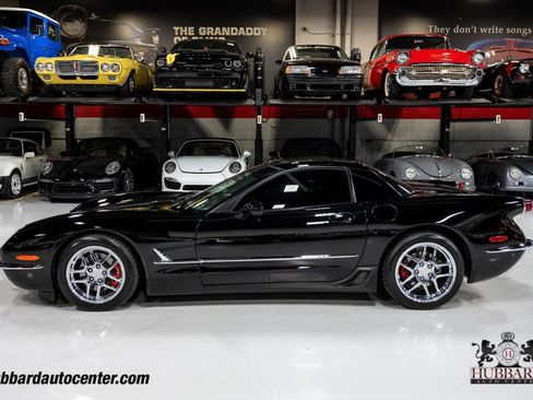 Used 2003 Chevrolet Corvette Z06 w/ Memory Package, 3 Drivers RWD image 5