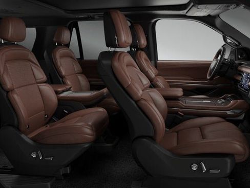 New 2026 Lincoln Navigator Reserve image 28