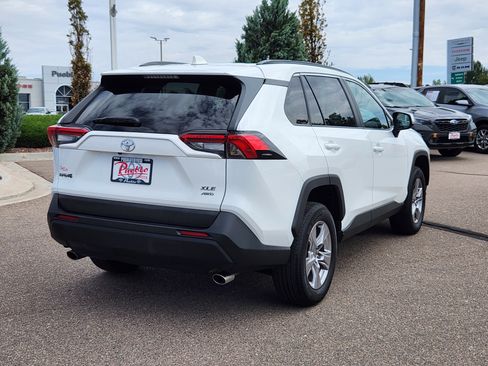 Used 2025 Toyota RAV4 XLE AWD/4WD image 3
