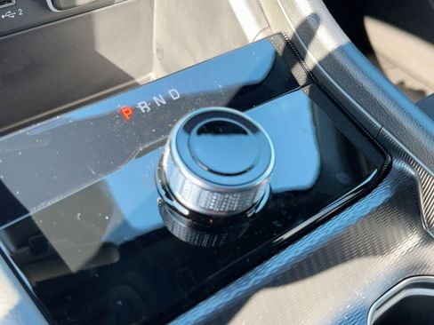 New 2025 Jeep Grand Cherokee L Laredo image 18