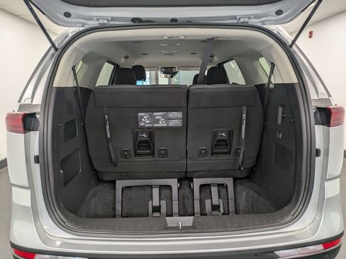 Certified 2022 Kia Carnival LX image 25