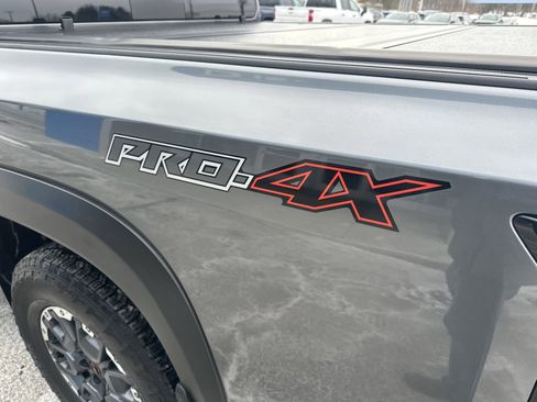 Used 2025 Nissan Frontier PRO-4X w/ Pro Premium Package image 5