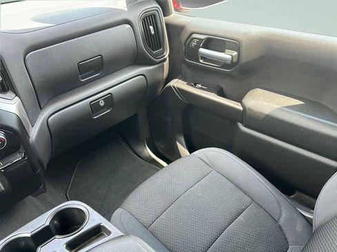 Used 2019 Chevrolet Silverado 1500 Custom w/ Custom Value Package RWD image 14