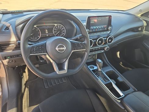 Used 2025 Nissan Sentra SV image 15
