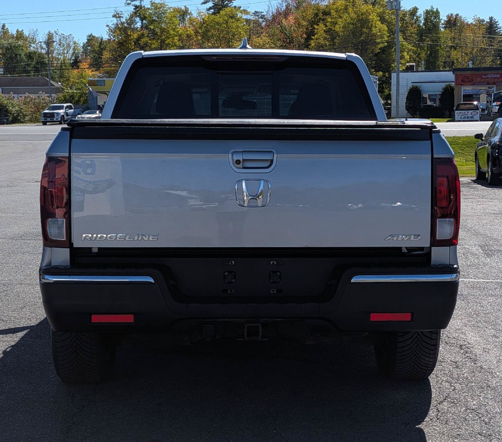 Used 2019 Honda Ridgeline RTL-T image 9