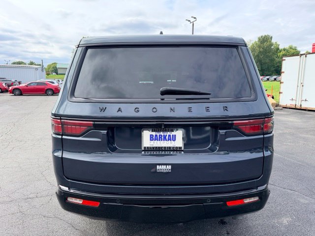 Used 2024 Jeep Wagoneer Series II w/ Convenience Group I AWD/4WD image 4