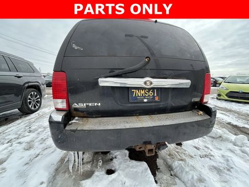 Used 2007 Chrysler Aspen Limited w/ Trailer Tow Group image 22