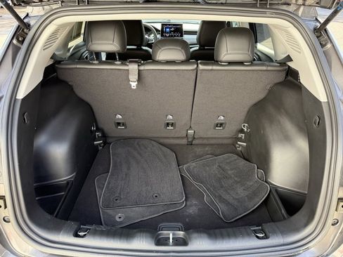 Used 2022 Jeep Compass Latitude image 32