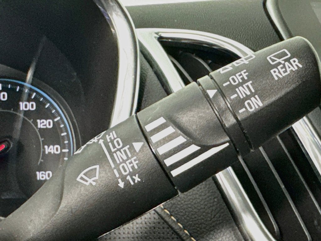 Used 2020 Chevrolet Equinox Premier AWD/4WD image 13