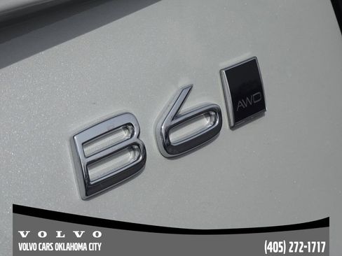 New 2026 Volvo XC90 B6 Ultra w/ Protection Package AWD/4WD image 9