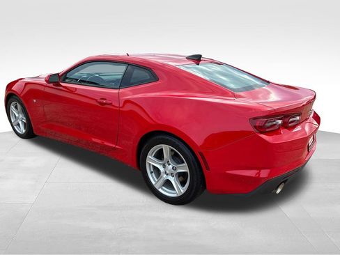 Used 2021 Chevrolet Camaro LT RWD image 3