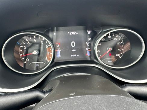 Used 2020 Jeep Compass Limited AWD/4WD image 23
