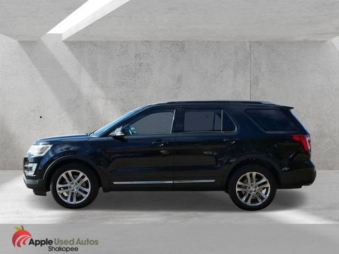 Used 2016 Ford Explorer XLT w/ Equipment Group 202A AWD/4WD image 5