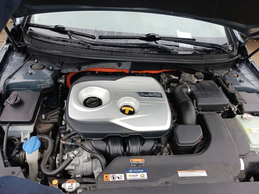 Used 2016 Hyundai Sonata SE FWD image 16