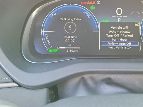 Used 2024 Toyota Venza Limited image 25