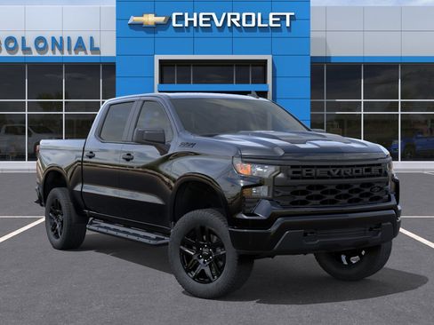 New 2026 Chevrolet Silverado 1500 Custom Trail Boss w/ Midnight Edition AWD/4WD image 7