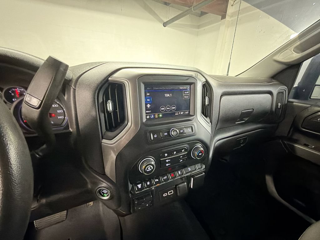 Certified 2024 Chevrolet Silverado 2500 Custom w/ Custom Value Package AWD/4WD image 17
